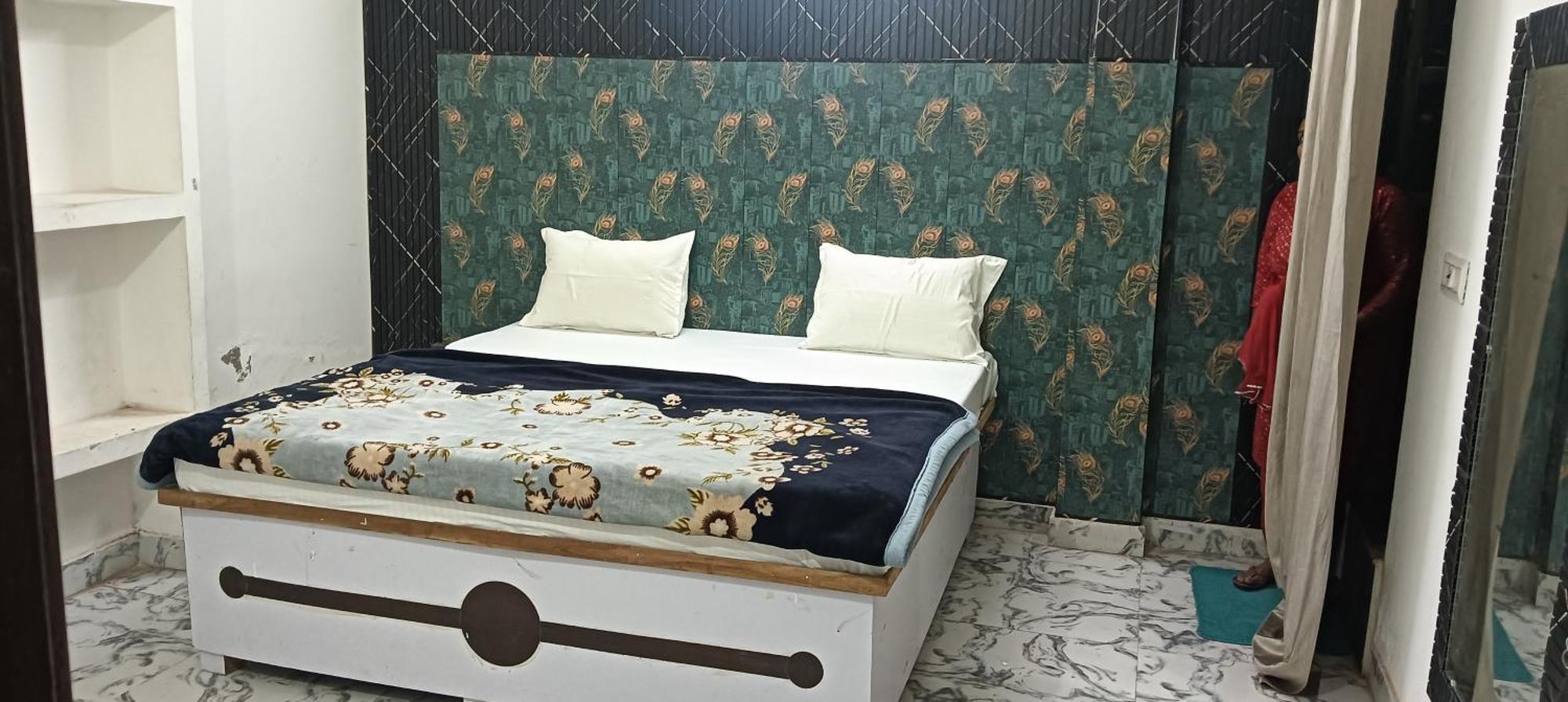 Hotel Samriddh P *